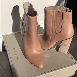 BCBG MA-METILD Mushroom Sport Calf Bootie sz 6M